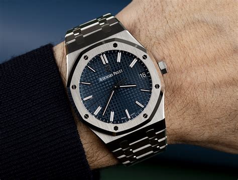 audemars piguet royal oak miami beach|Audemars Piguet royal oak weight.